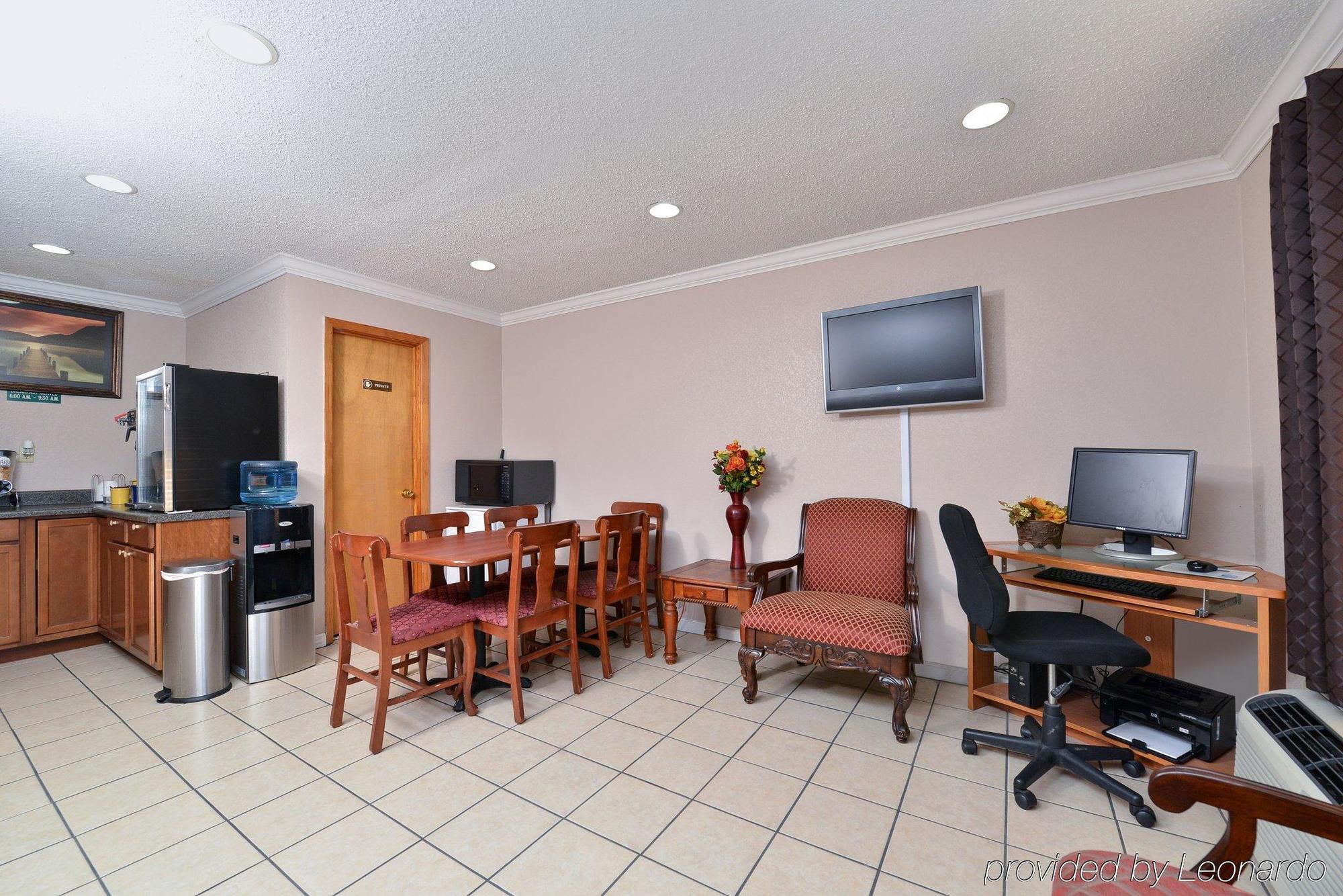 Americas Best Value Inn-Indianola מראה חיצוני תמונה